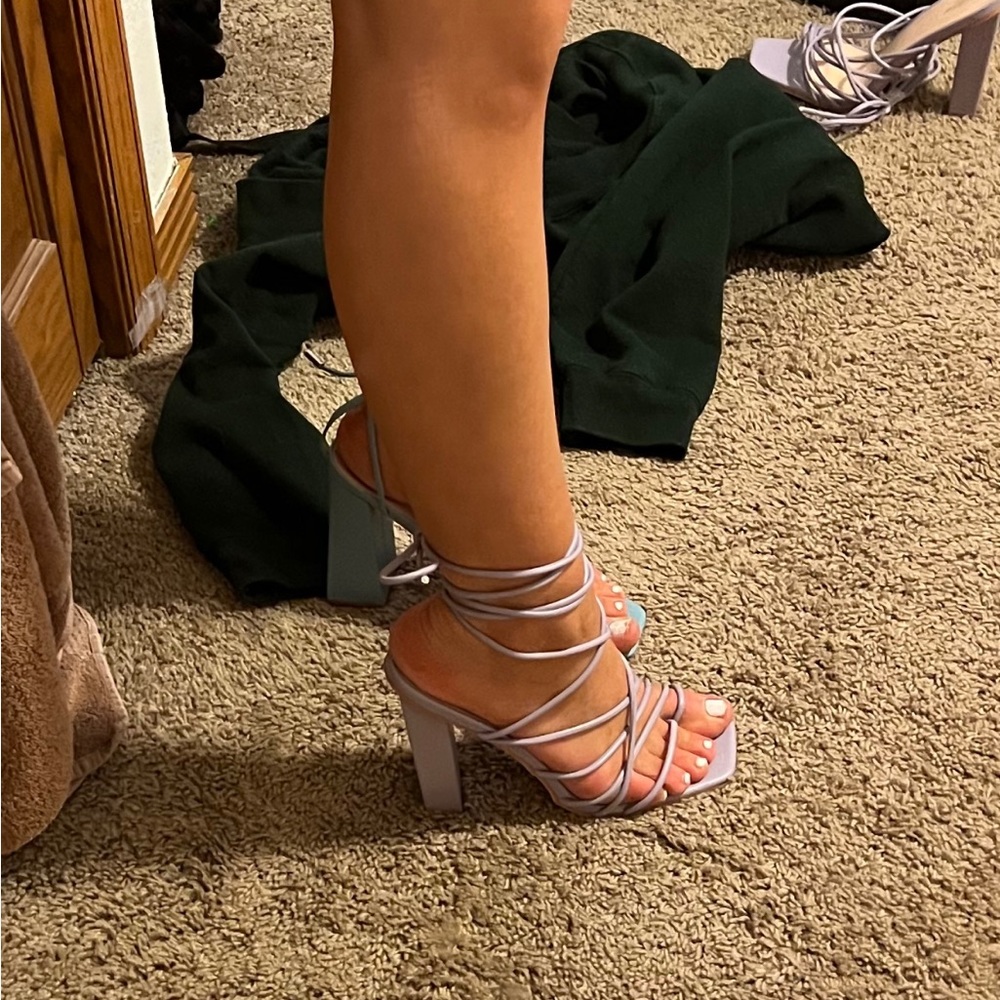 BRAND NEW pretty little thing block heels size 9